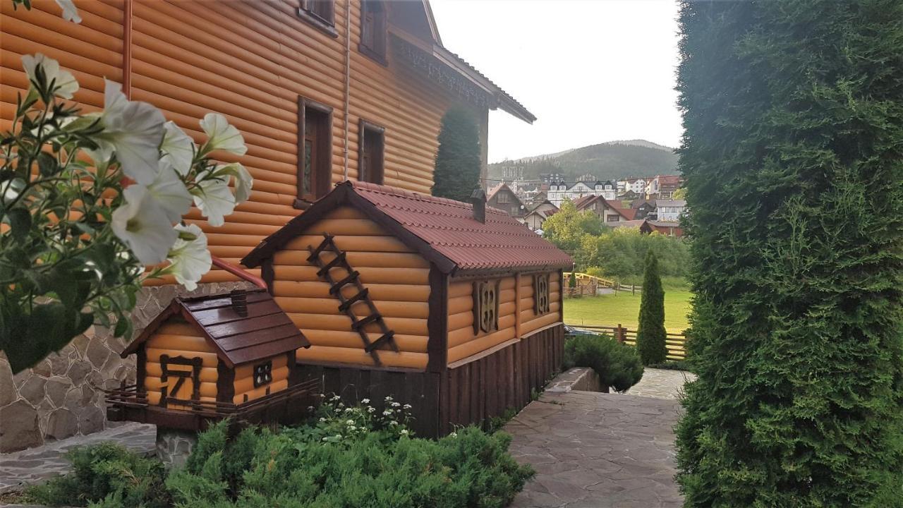 Karpatski Zori Hotel Bukovel Exterior foto