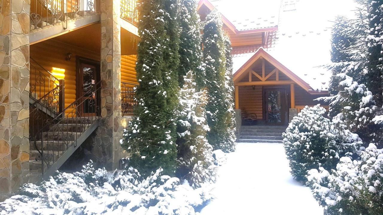 Karpatski Zori Hotel Bukovel Exterior foto