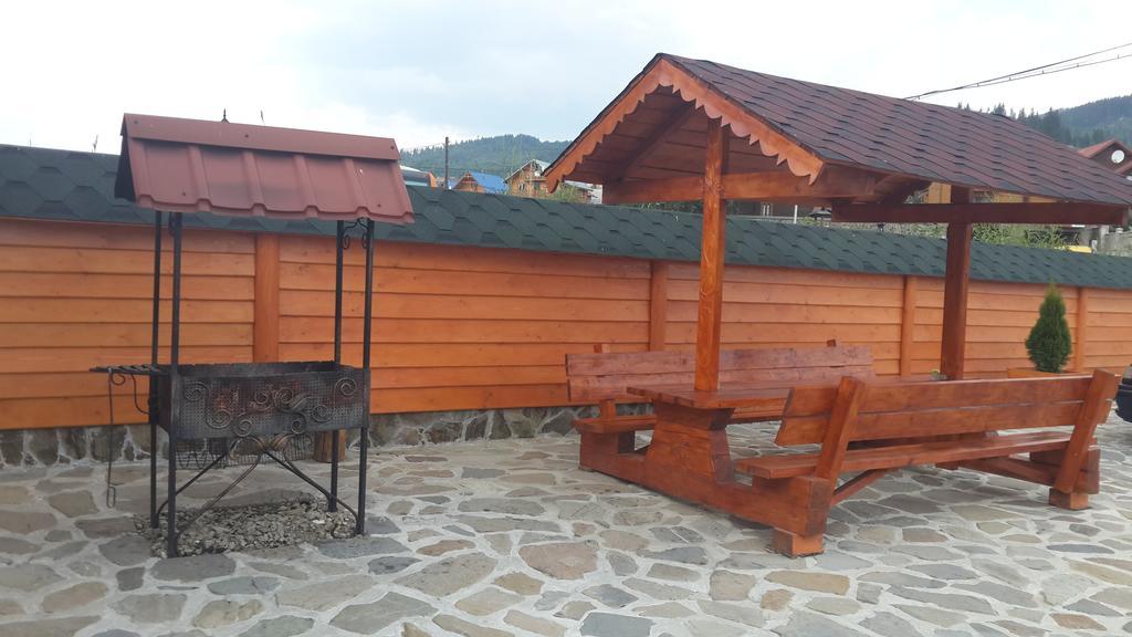 Karpatski Zori Hotel Bukovel Exterior foto