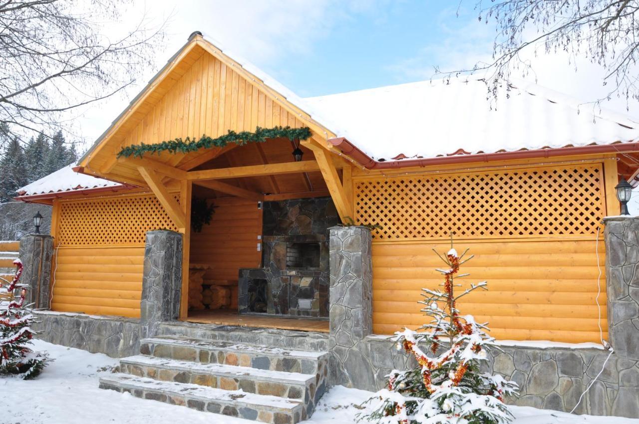 Karpatski Zori Hotel Bukovel Exterior foto